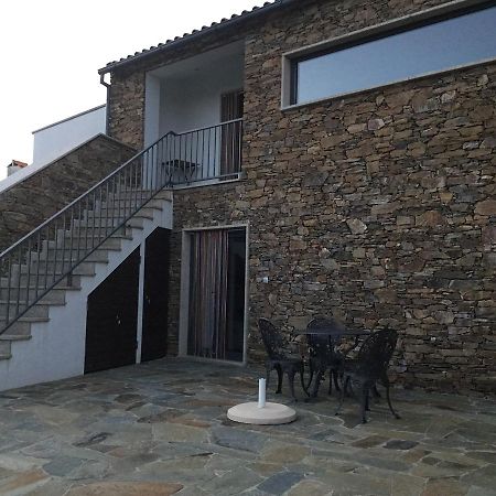 Casas Do Bairrinho Guest House Sambade Exterior photo